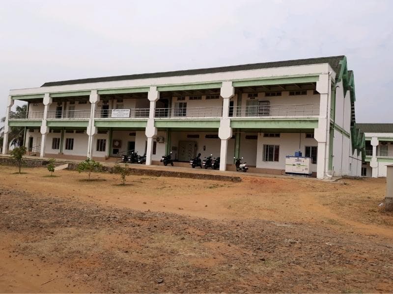 Model Residential Polytechnic College, Kuzhalmannam, G08